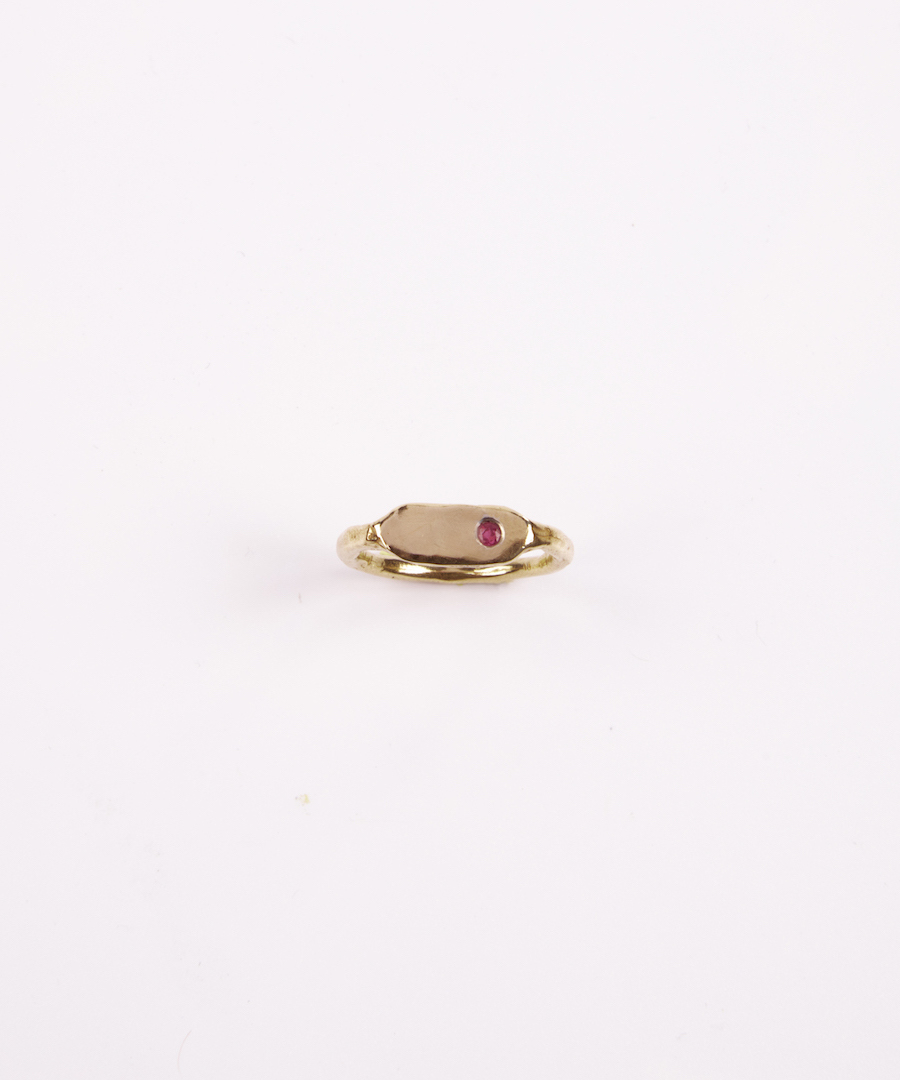 alliance pour femme précieuse rubis